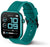 Montre connectée sur le côté avec bracelet en silicone turquoise et écran noir