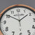 Artvendis 5576B horloge murale moderne horloge murale radio-pilotée