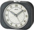 Réveil analogique Seiko avec cadran blanc rond et boîtier en plastique foncé