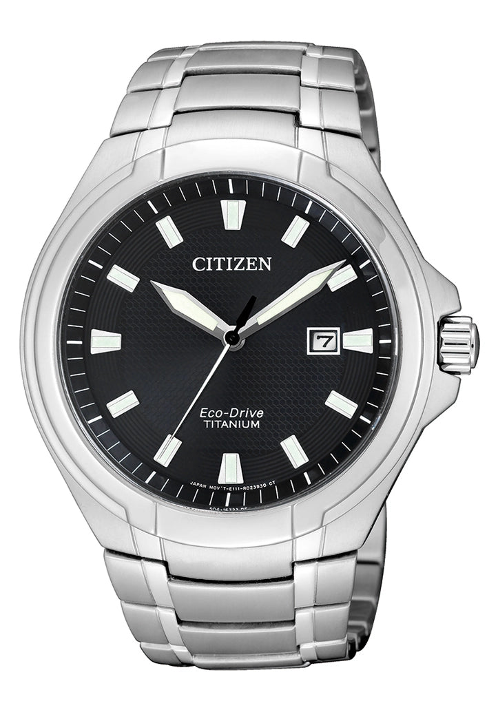 Citizen Eco-Drive Herrenarmbanduhr mit schwarzem Zifferblatt und Titanarmband, Analog