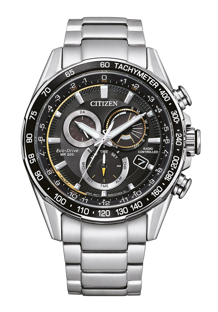 Citizen Eco-Drive Funk Herrenuhr mit silberfarbenem Edelstahlband und schwarzem Zifferblatt