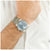 Herrenarmbanduhr mit hellblauem Chronographenzifferblatt und Edelstahlarmband