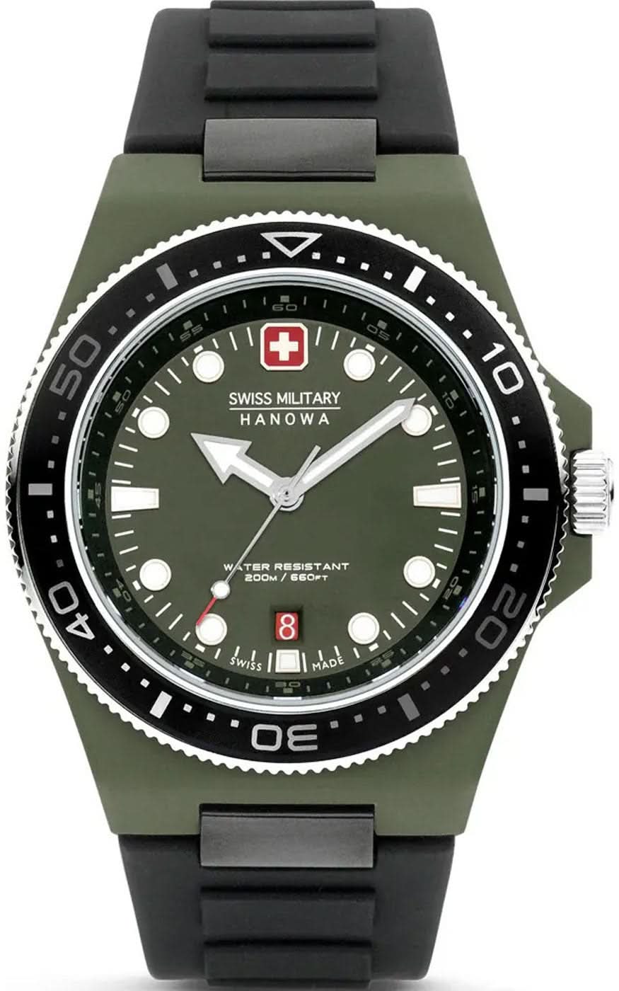 Montre homme avec cadran vert, lunette noire et bracelet en silicone noir