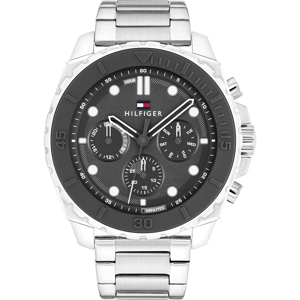 Tommy Hilfiger Herrenuhr: silbernes Edelstahlband, schwarzes Zifferblatt, Chronograph-Optik