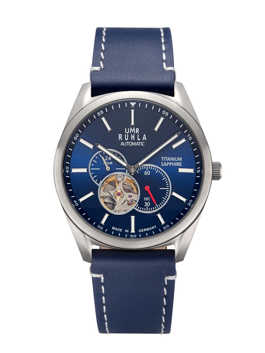 Montre automatique pour homme : cadran bleu foncé, boîtier en titane, bracelet en cuir bleu.