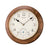 Horloge murale ronde en bois avec cadran blanc, chiffres et aiguilles noirs, et petite roue des secondes