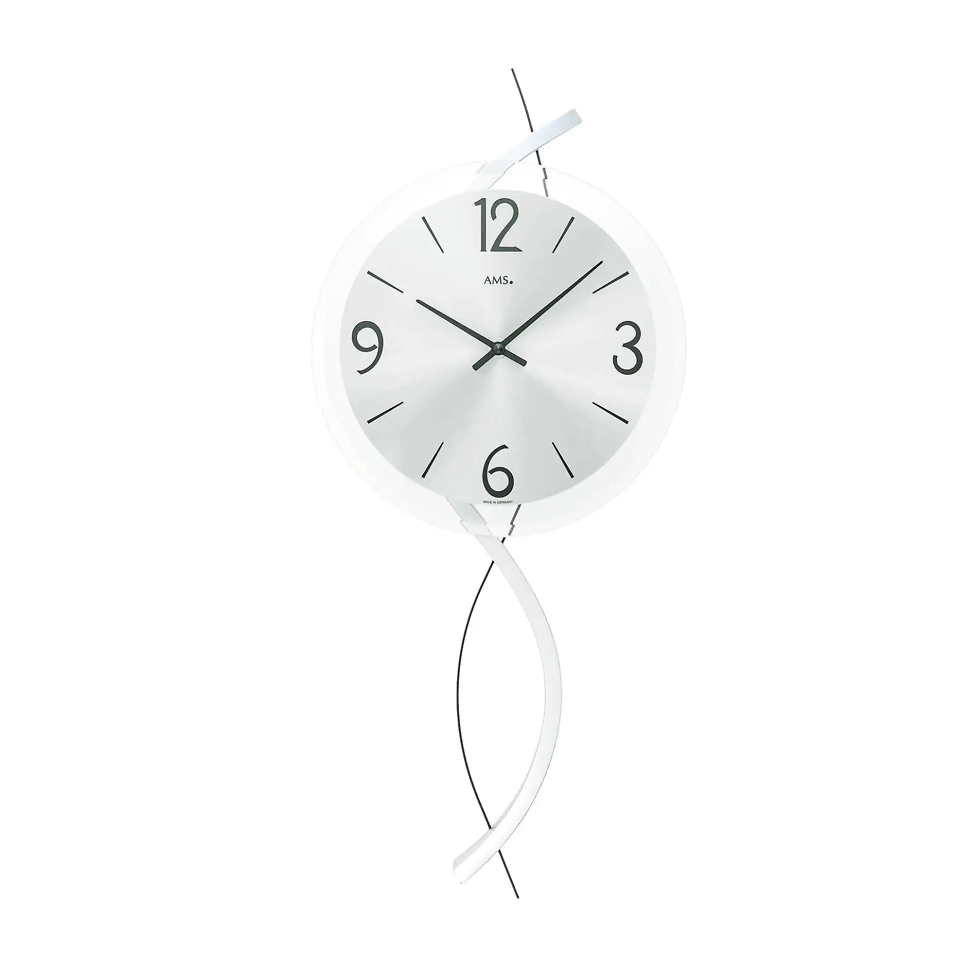 Horloge murale avec cadran rond blanc, aiguilles noires et fine bande centrale