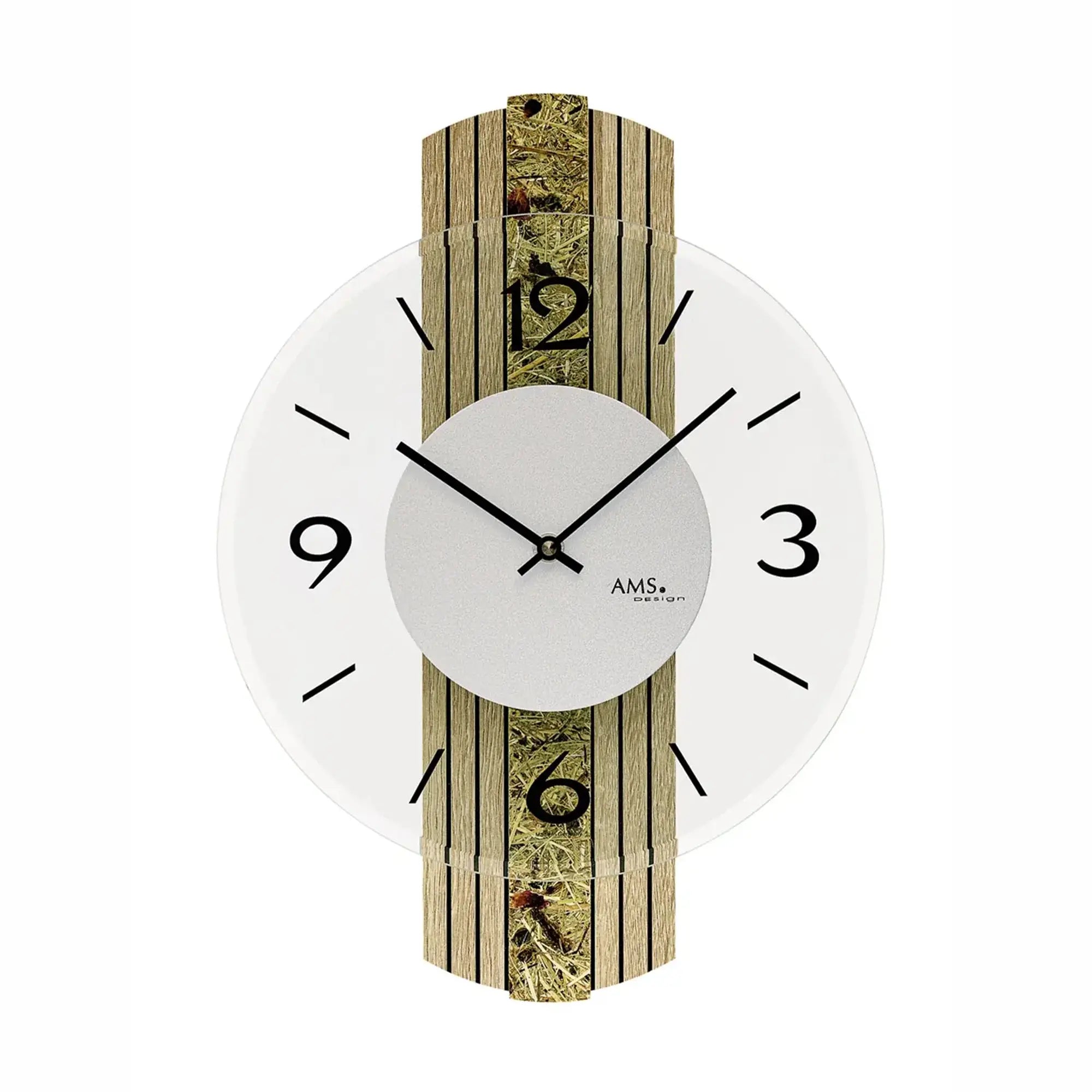Wanduhr mit rundem weißem Ziffernblatt, grauer Mitte und Holzgehäuse mit goldfarbenen Mustern