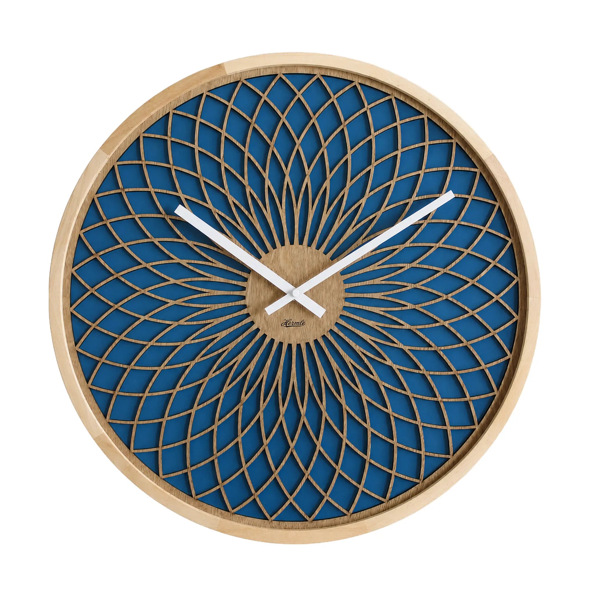 Wanduhr mit rundem Holzrahmen, blauem Netzmuster und weißen Zeigern