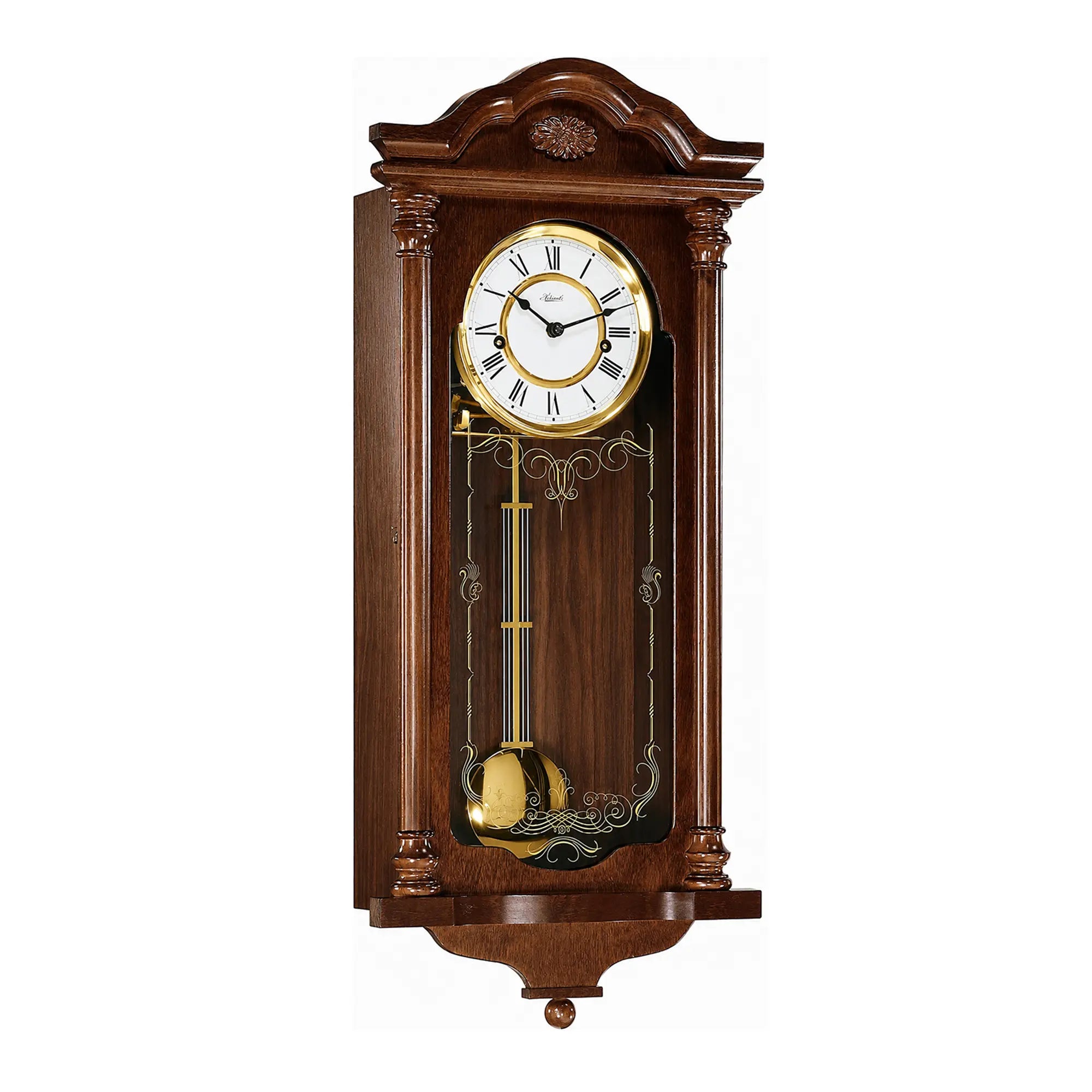 Wanduhr aus dunklem Holz mit weißem Zifferblatt und filigranen Pendelornamenten