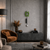 Horloge murale verte au mur avec poids de pendule, chaînes et boule de pendule ronde