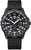 Montre homme avec cadran noir et bracelet textile noir, index lumineux distinctifs