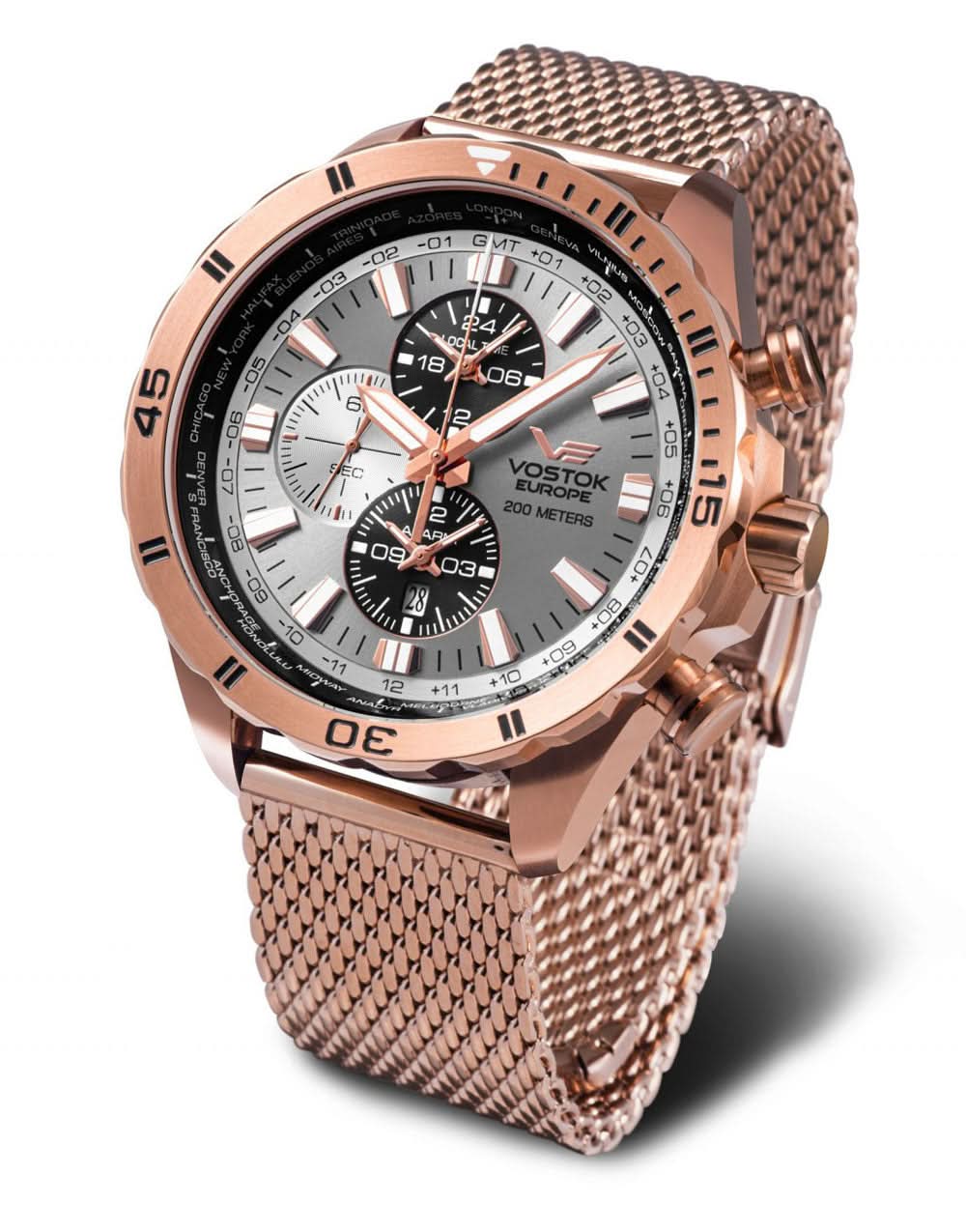 Montre homme avec bracelet en métal couleur or rose, cadran blanc et sous-cadrans chronographes