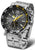 Bracelet de montre pour homme en acier inoxydable argenté, cadran noir et lunette jaune.