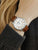 Zeppelin Flatline Herrenuhr am Handgelenk, braunes Lederarmband und silbernes Gehäuse