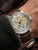 Zeppelin Herrenuhr 8590-5 am Handgelenk mit braunem Lederband und analogem Zifferblatt