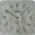 Wanduhr-Zifferblatt mit AMS-Schriftzug, Analogzeiger auf grauem Beton-Look mit Skala