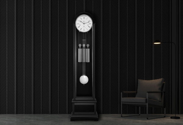 Horloge de parquet en chêne chromé et noir - Hermle Modèle: 01089-740461