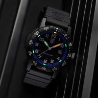 Montre homme SEA Turtle Giant - Luminox modèle: XS.0324