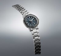 Montre homme avec bracelet en acier inoxydable, remontage manuel automatique - Seiko modèle: SSK009J1