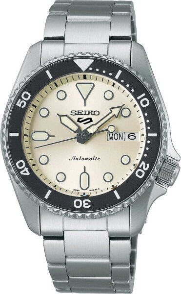 Montre homme - Série: 5 Sports - Seiko modèle: SRPK31K1