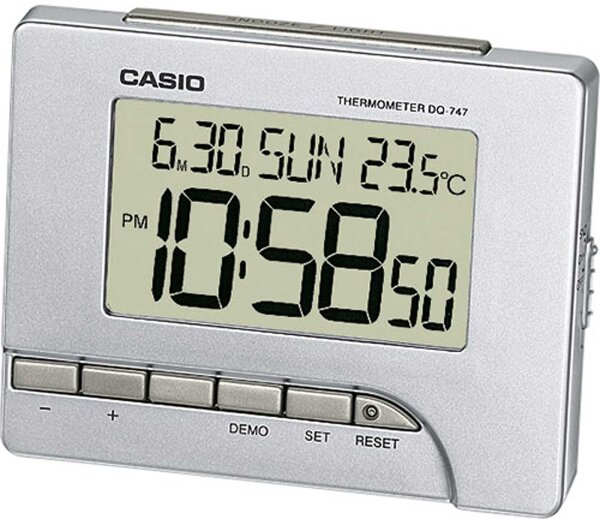 Réveil digital - Casio modèle: DQ-747-8EF