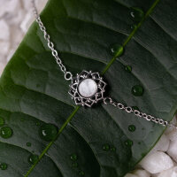 Composition bracelet avec pendentif en nacre blanche - Holzkern modèle: Jewelry