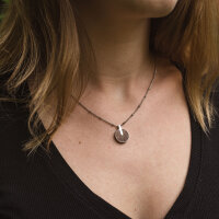 Opacity collier avec pendentif rond en bois - Holzkern modèle: Jewelry