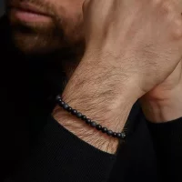 Bracelet en pierre naturelle noire de 6 mm avec fermoir...