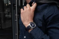 Montre pour homme noire avec bracelet en cuir - Modèle Vostok Europe: NH35-125A748