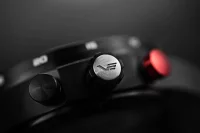 Montre homme noire avec bracelet en silicone rouge - Modèle Vostok Europe VK68-592C775.