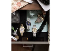 Damen Automatikuhr mit goldenem Zifferblatt und...