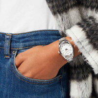 Damenuhr mit weißem Zifferblatt - Seiko Modell:...